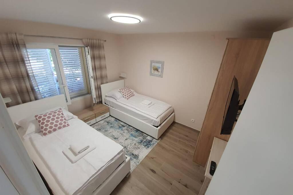 Apartment Punta Skala Villa Valentina Petrčane Kültér fotó